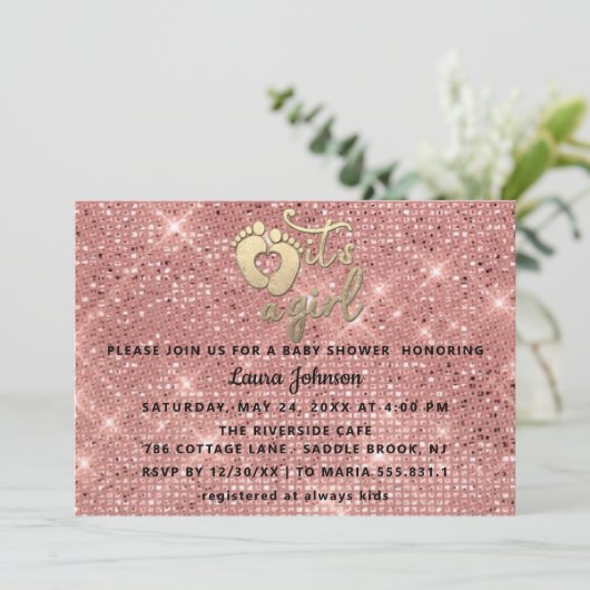 Het is een meisje Baby shower Roos Gold Feet Heart Kaart (Staand voorkant)