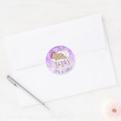 Het is een meisje, babyshower of geboorteaankondig ronde sticker (Envelop)