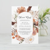 Het is een meisje bloemige babyshower uitnodiging (Staand voorkant)