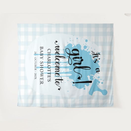 Het is een meisje! Blue Gingham Baby shower Achter Wandkleed (Voorkant (horizontaal))