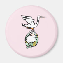 Het is een meisje dat de storm op een roze likeur 