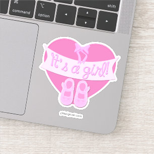 Het is een meisje met een roze hartkleed en een ba sticker