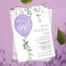 Het is een meisje paarse ballonnen eucalyptusbaby