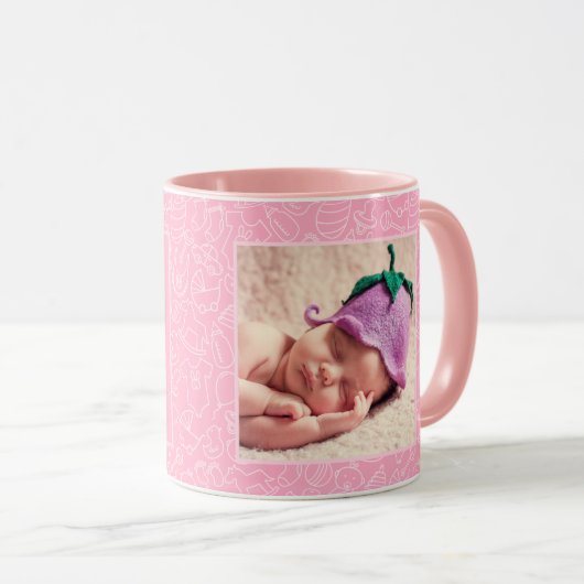 Het is een meisje roze Baby shower gepersonaliseer Mok (Voorkant rechts)