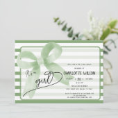 Het is een meisje Schattige Green Bow Stripes Baby Kaart (Staand voorkant)