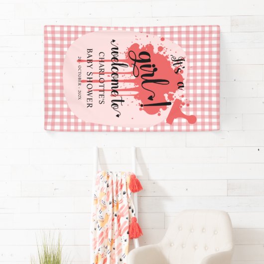 Het is een meisje Schattige Pastel Red Gingham Bab Spandoek (Insitu)