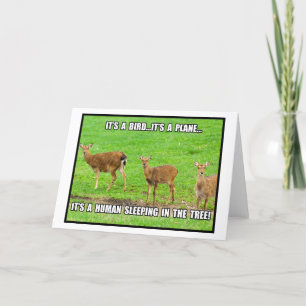 Het is een mens die in de boom slaapt kaart