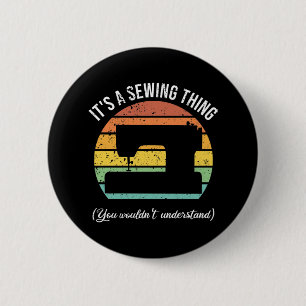 Het is een naaiwerk ronde button 5,7 cm