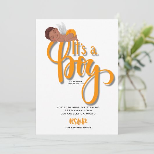 Het is een oranje bekendmakingskaart van een jonge aankondiging (Staand voorkant)