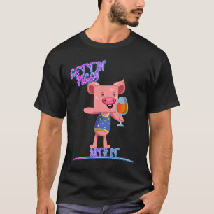 Het is een podium met het schetsen Drink grappige  T-shirt