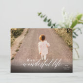 Het is een prachtige levensbrief op witte foto feestdagenkaart (Staand voorkant)