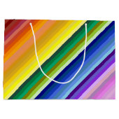 Het is een regenboogfeest, multi-gekleurd streeppa groot cadeauzakje (Achterkant)