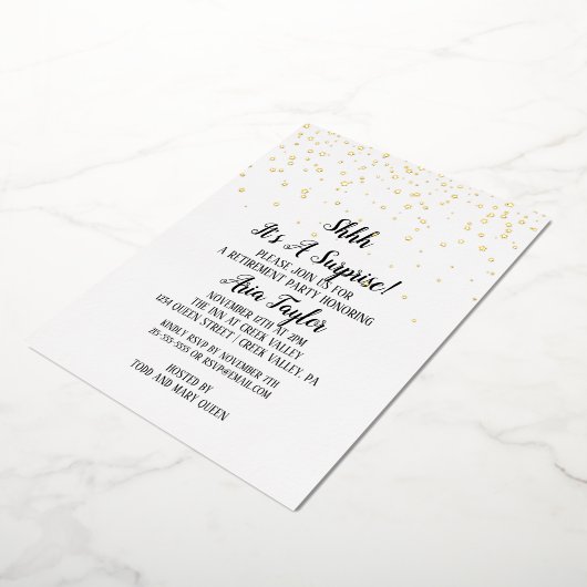 Het is een verraderlijk Confetti Pensioengoud Folie Uitnodiging (Gedraaid)