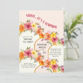 Het is een verrassende Floral Arches van Birthday Kaart (Staand voorkant)