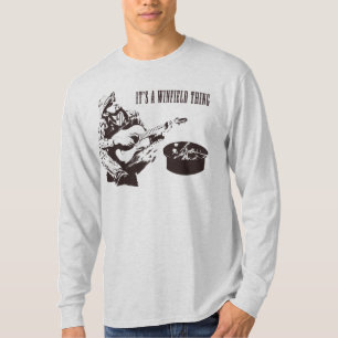 Het is een Winfield-ding T-shirt
