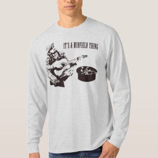 Het is een Winfield-ding T-shirt