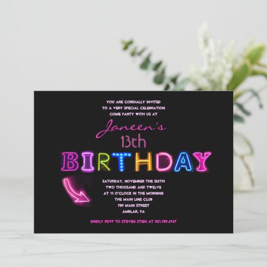 HET IS ELEKTRISCH! 13e verjaardag Uitnodiging (Staand voorkant)