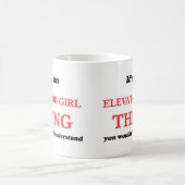 Het is en Elevator Girl-ding, je zou het niet begr Koffiemok (Center)