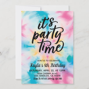 Het is feesttijd Groovy Tie Dye Verjaardag Uitnodi Kaart