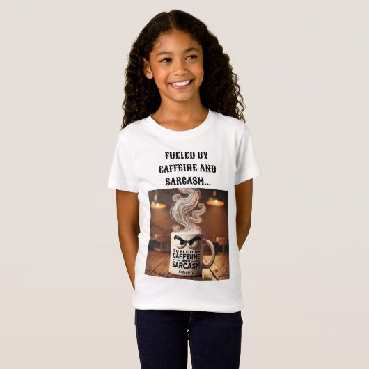 Het is gebaseerd op het Cafeïne & Sarcasm T-shirt  (Voorkant volledig)