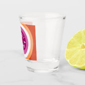 Het is geen fase. shot glas (Rechts)