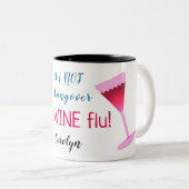 Het is geen kater, het is wijngriep. Gepersonalise Tweekleurige Koffiemok (Voorkant rechts)