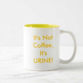 Het is geen koffie, het is URINE. Tweekleurige Koffiemok