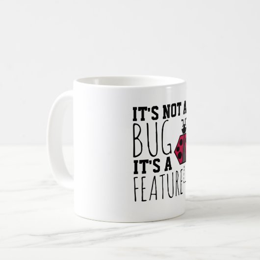 HET IS GEEN KOPER, HET IS EEN FEATURE KOFFIEMOK (Voorkant links)