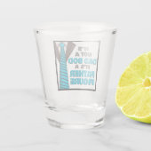 Het is geen vader, maar een vader. shot glas (Achterkant)