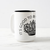 Het is goed om de koningin te zijn! tweekleurige koffiemok (Voorkant links)