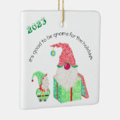 Het is goed om Gnome Ceramic Ornament te zijn (Rechts)