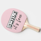Het is gratis roze positieve typografie tafeltennisbatje (Zijkant)