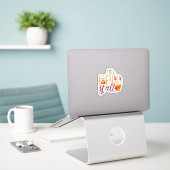Het is Herfst, jullie allemaal! Sticker (Laptop op bureau)
