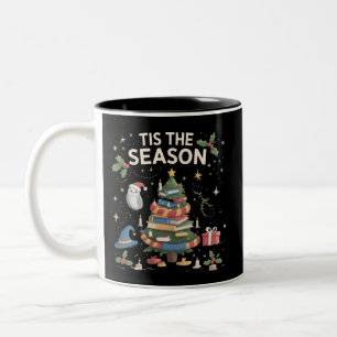 Het is het Seizoen Tovenaarschool Kerst Cozy Magie Tweekleurige Koffiemok