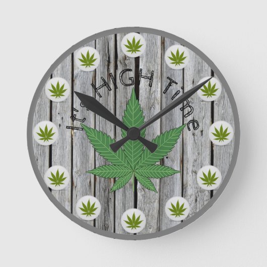 Het is High-Time Weed Leaf Rustic Wood Custom Ronde Klok (Voorkant)