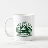 Het is Hike O'Clock ergens Koffiemok (Links)