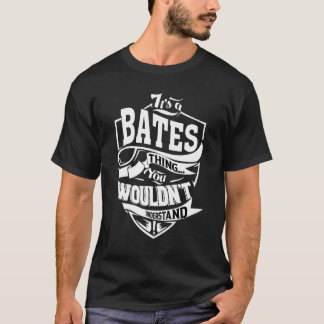 Het is iets van Bates T-shirt