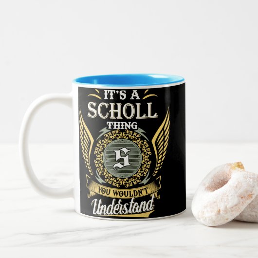 Het is iets van school dat je niet kon begrijpen tweekleurige koffiemok (Met donut)
