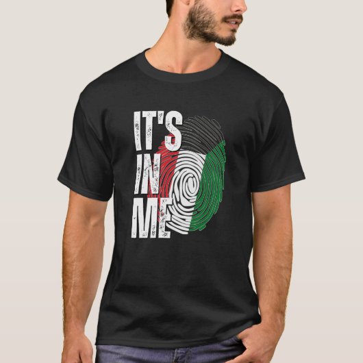 Het is in Me Koeweit Vlag Vingerprint Kuwaiti Heri T-shirt (Voorkant)