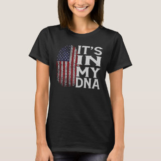 Het is in mijn DNA American Flag Independence Day  T-shirt