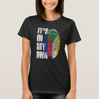 Het is in mijn Dna Comoros vlag Comorian T-shirt