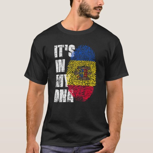 Het is in mijn DNA Moldavië vlag Moldavisch T-shirt (Voorkant)