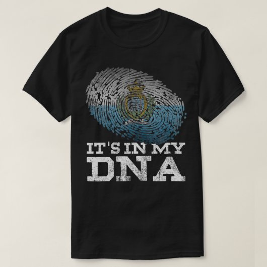 Het is in mijn DNA San Marino Land Flag . T-shirt (Design voorkant)