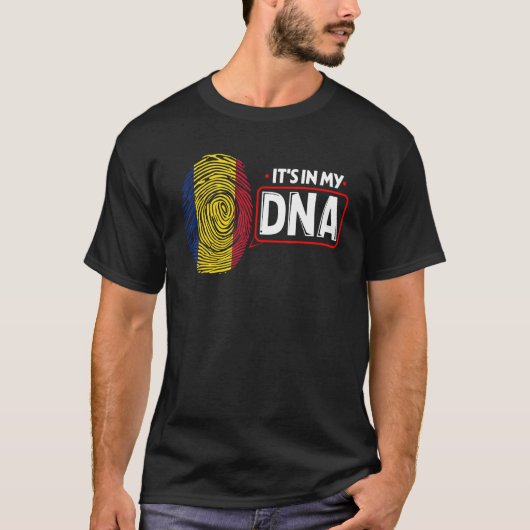 Het is in mijn nationale DNA-vlag Roemeense patrio T-shirt (Voorkant)