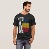 Het is in mijn Shirt van DNA Chadian Proud Gift Ch (Voorkant volledig)