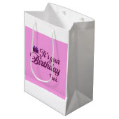 Het Is Je Verjaardagscadeautas Medium Cadeauzakje (Voorkant Gekanteld)
