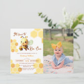 Het is leuk om een honingbij eerste verjaardag kaart (Staand voorkant)