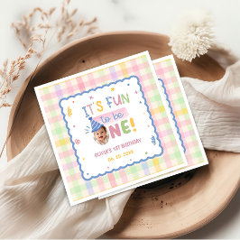 Het is leuk om één te zijn Pastel Gingham Verjaard Servet