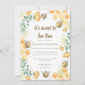 Het is lief om een eerste verjaardagsuitnodiging t kaart (Voorkant)