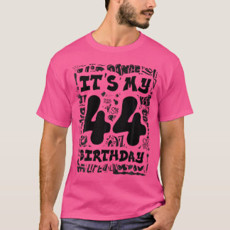 Het is mijn 44ste verjaardag met graffiti en hip t-shirt